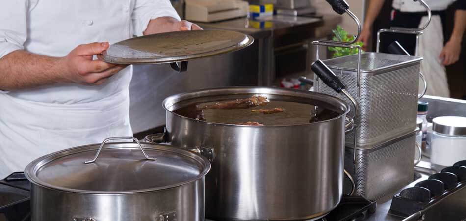 what is purpose of a stock pot, benefits of a stock pot