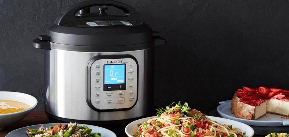 electric pressure cooker vs instant pot, farberware pressure cooker vs instant pot